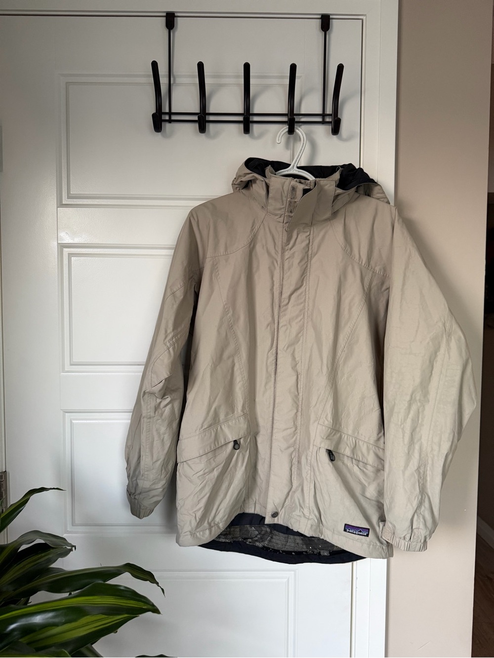 Vintage Patagonia Women’s Beige Hooded Raincoat